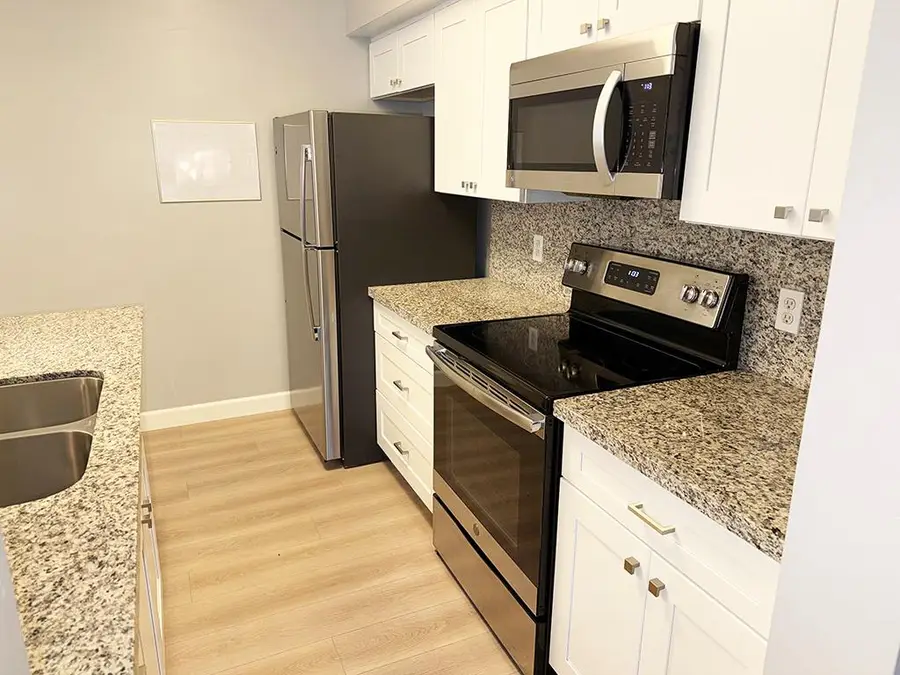 750 Del Verde Circle #1, Sacramento, CA 95833 - Image #3