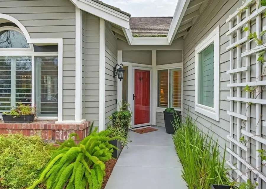 222 Keller Circle, Folsom, CA 95630 - Image #2