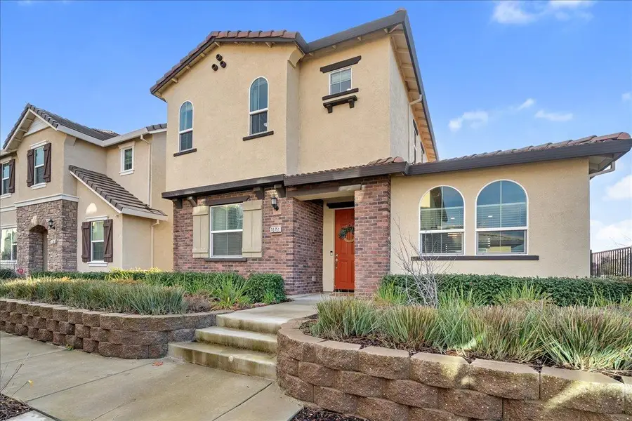10751 Portico Circle, Rancho Cordova, CA 95670 - Image #2