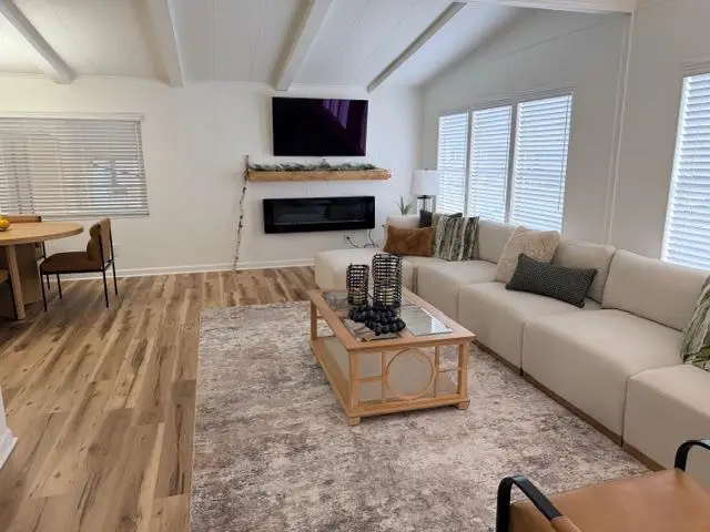 587 Southwood, Folsom, CA 95630 - Image #2