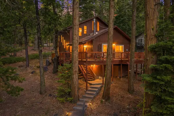 1425 Topanga Lane, Arnold, CA 95223