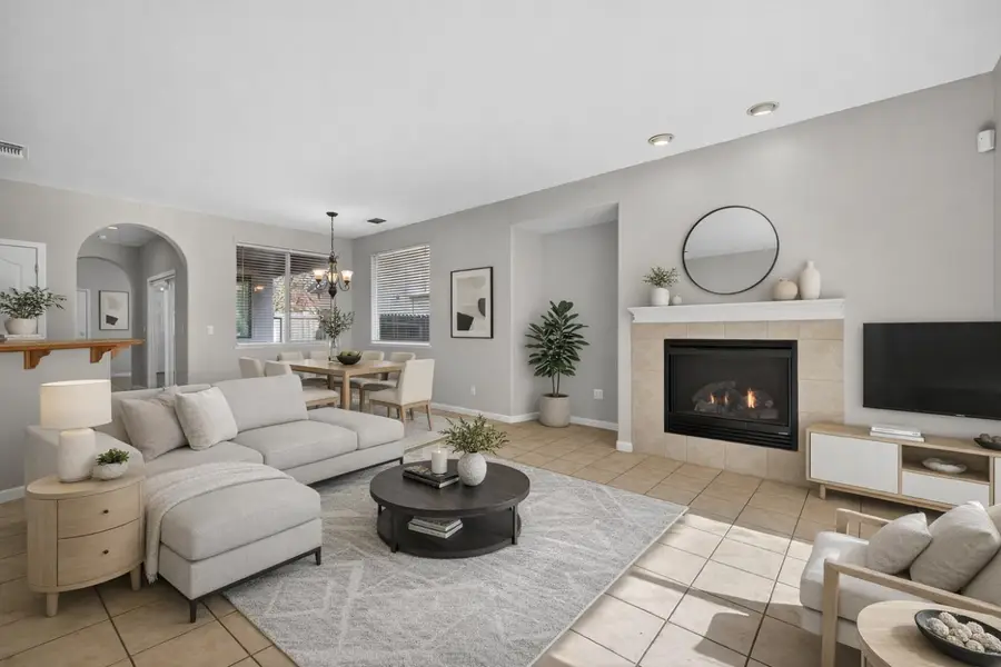 11794 Bagota Way, Rancho Cordova, CA 95742 - Image #2