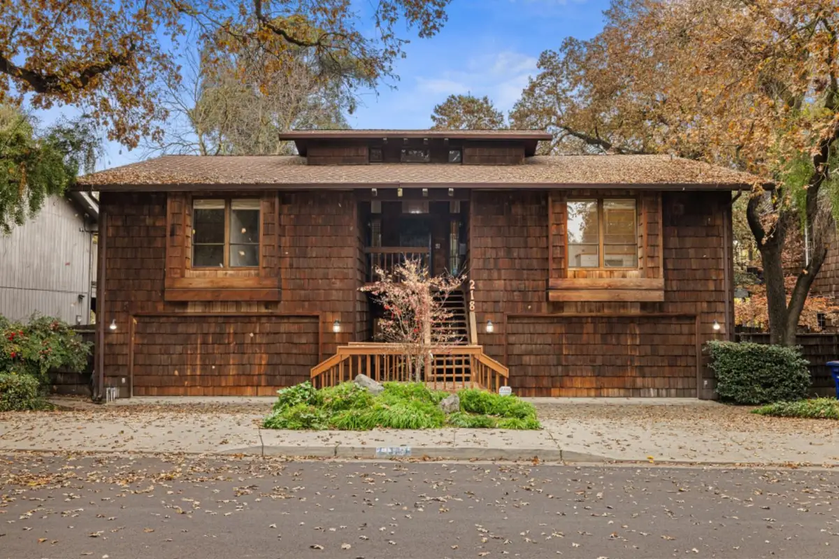 218 Brook Way, Modesto, CA 95354 - Image #1
