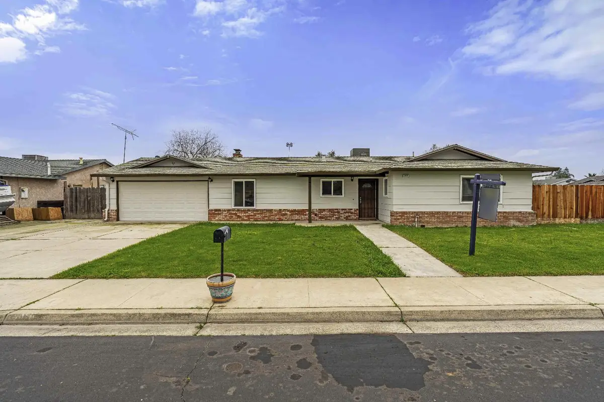 1407 E D Street, Oakdale, CA 95361 - Image #1