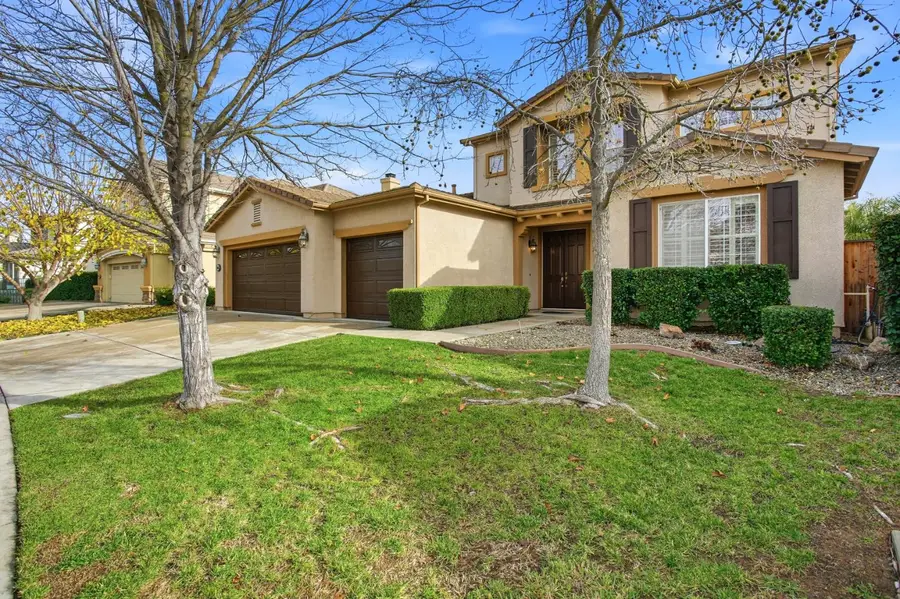 9808 Castelli Way, Elk Grove, CA 95757 - Image #2