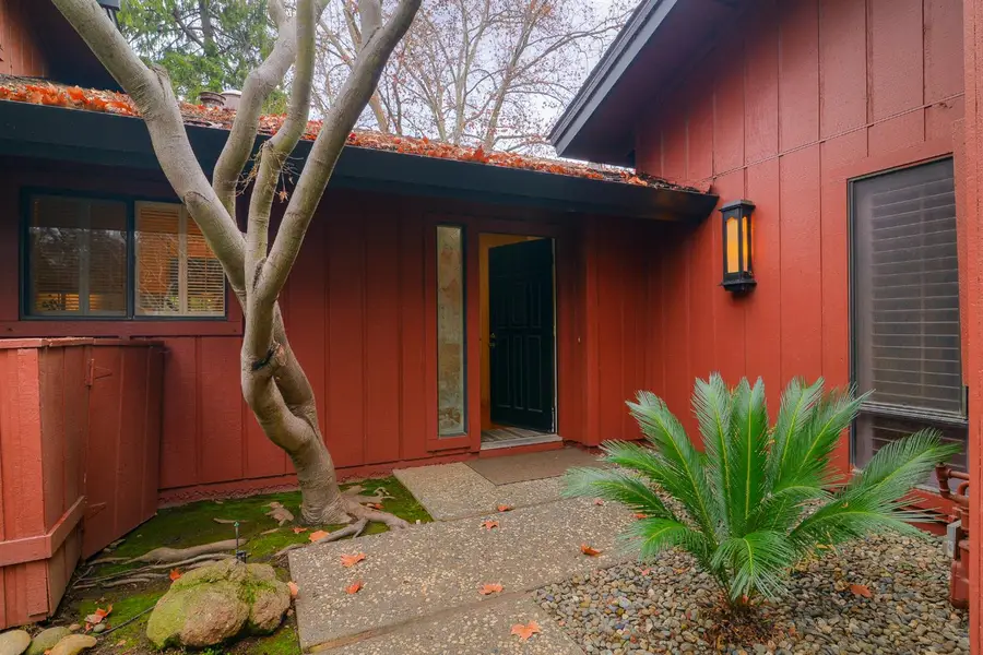 44740 Garden Court, El Macero, CA 95618 - Image #2