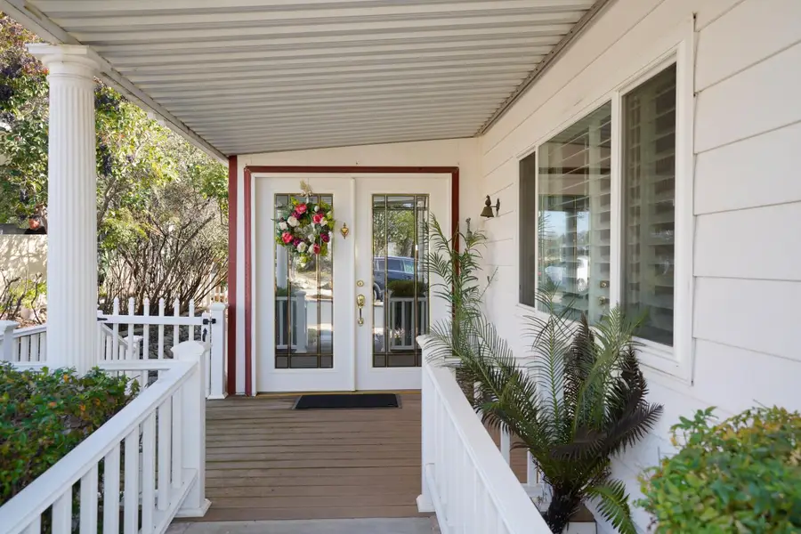 155 Leafwood Way, Folsom, CA 95630 - Image #3