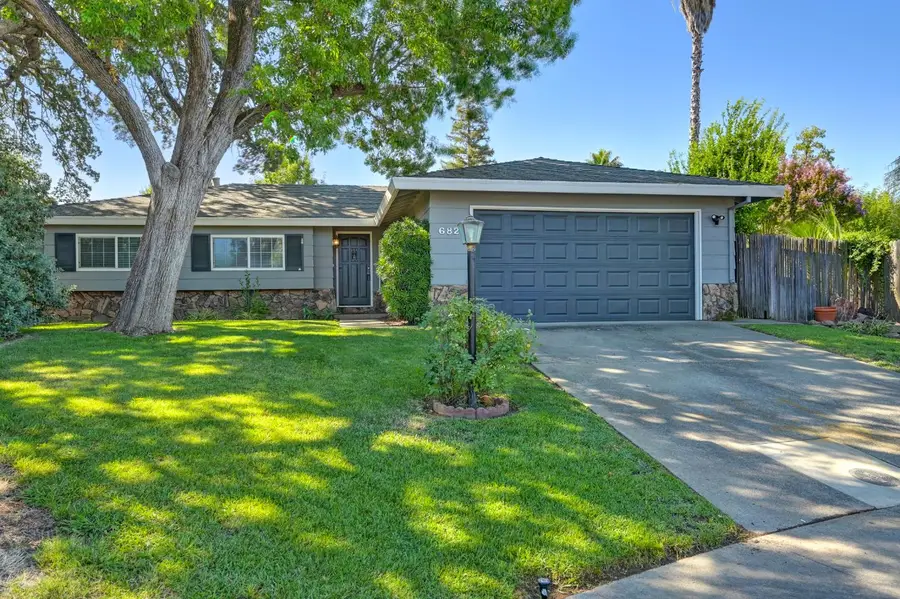 6820 Brooknoll Court, Citrus Heights, CA 95621 - Image #3