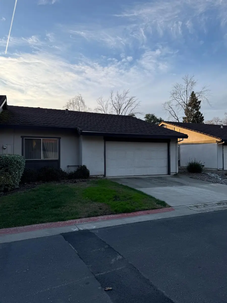 11063 Autumnwind Lane, Rancho Cordova, CA 95670 - Image #2