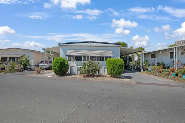 7548 Huckleberry Lane, Sacramento, CA 95828