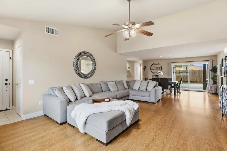 4208 Sherlock Way, Citrus Heights, CA 95610 - Image #2