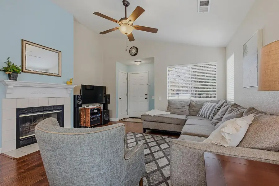 8386 Hillsbrook Drive, Antelope, CA 95843 - Image #3