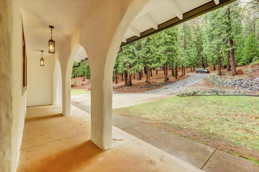 13815 Franciscan Way, Grass Valley, CA 95945 - Image #2
