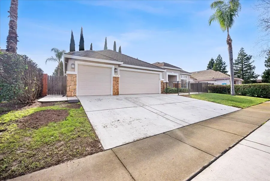 1082 Skyline Drive, Yuba City, CA 95991 - Image #2