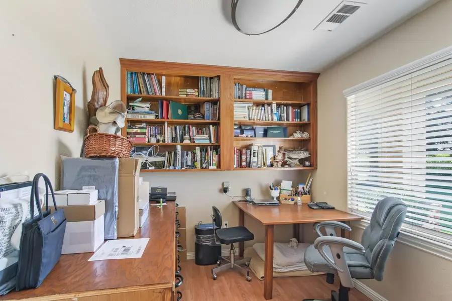 631 E Barnhart Road, Turlock, CA 95382 - #3