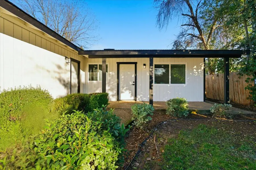 4901 Mascot Avenue, Sacramento, CA 95820 - Image #2