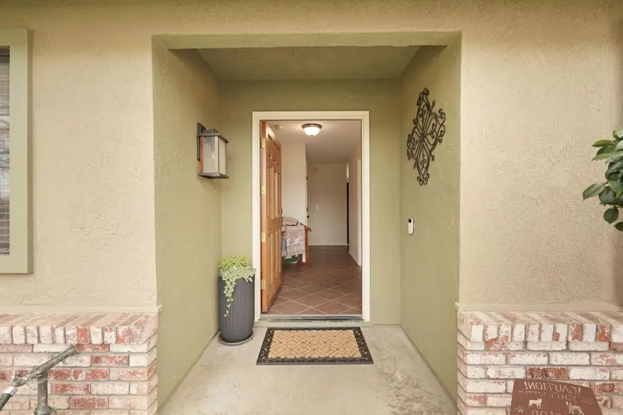 764 Adare Way, Galt, CA 95632 - Image #2