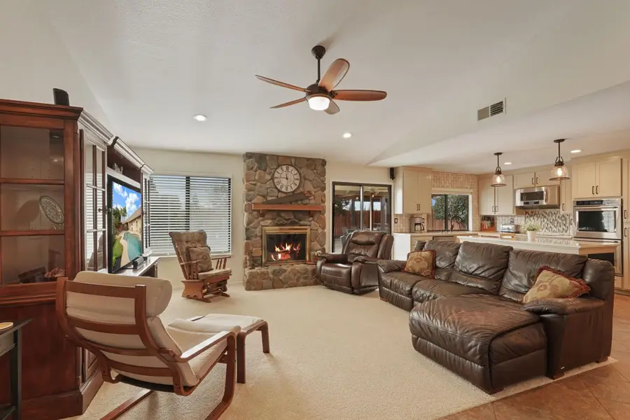 764 Adare Way, Galt, CA 95632 - Image #3