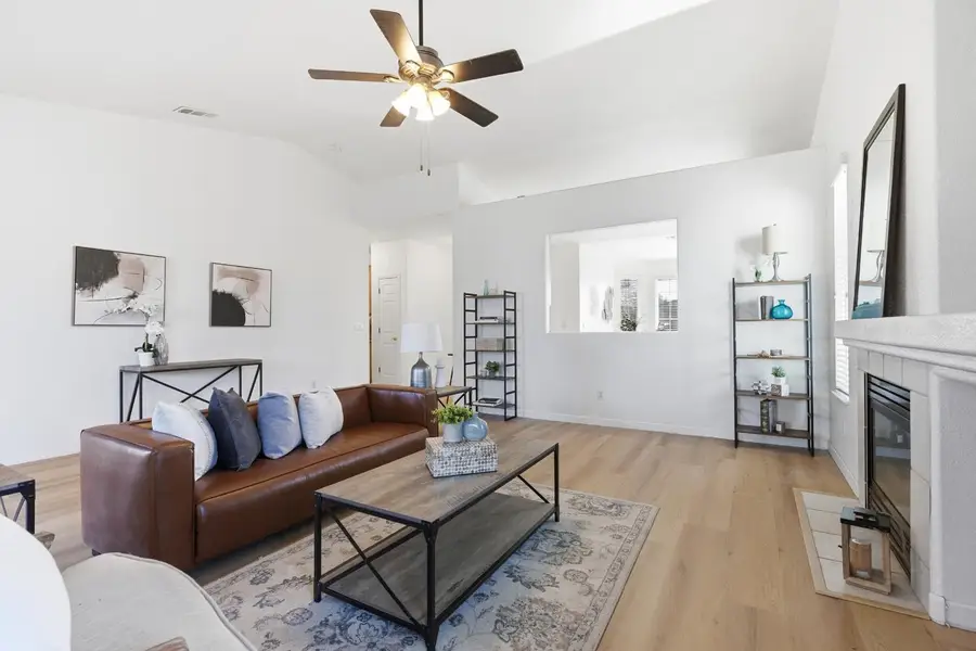 1131 Meadowbrook Court, Manteca, CA 95336 - #3