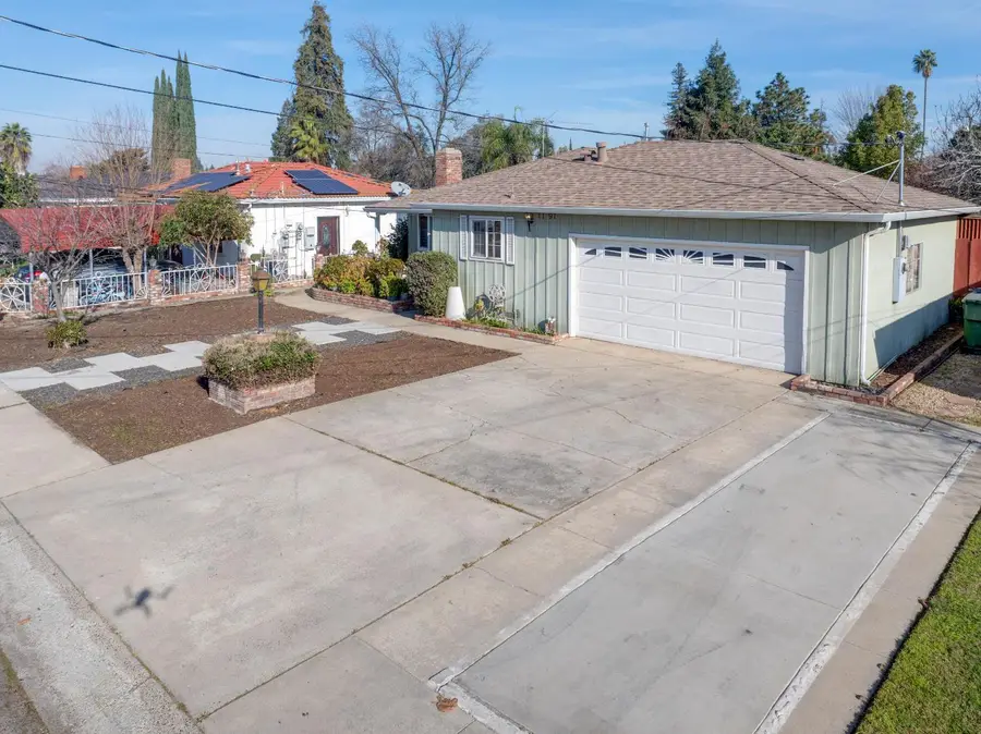 1197 S Minaret Avenue, Turlock, CA 95380 - Image #2