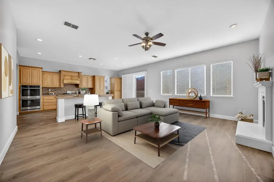 721 Bluestone Circle, Folsom, CA 95630 - Image #2