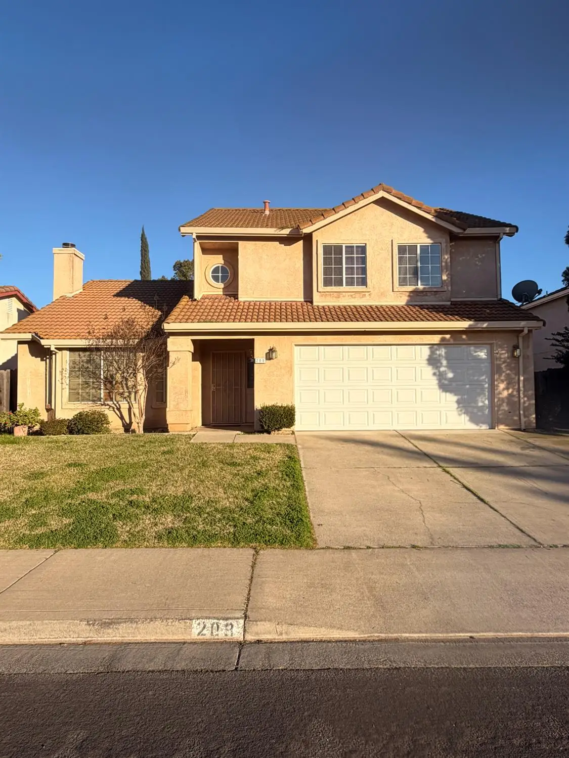 209 Fairwood Drive, Oakdale, CA 95361 - Image #1