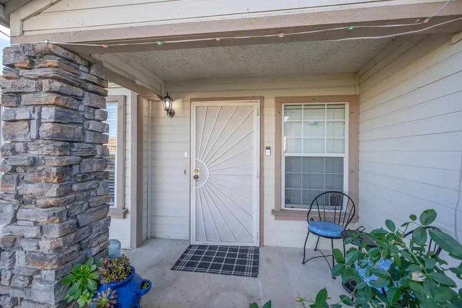 7170 Snowy Birch Way, Sacramento, CA 95823 - Image #3