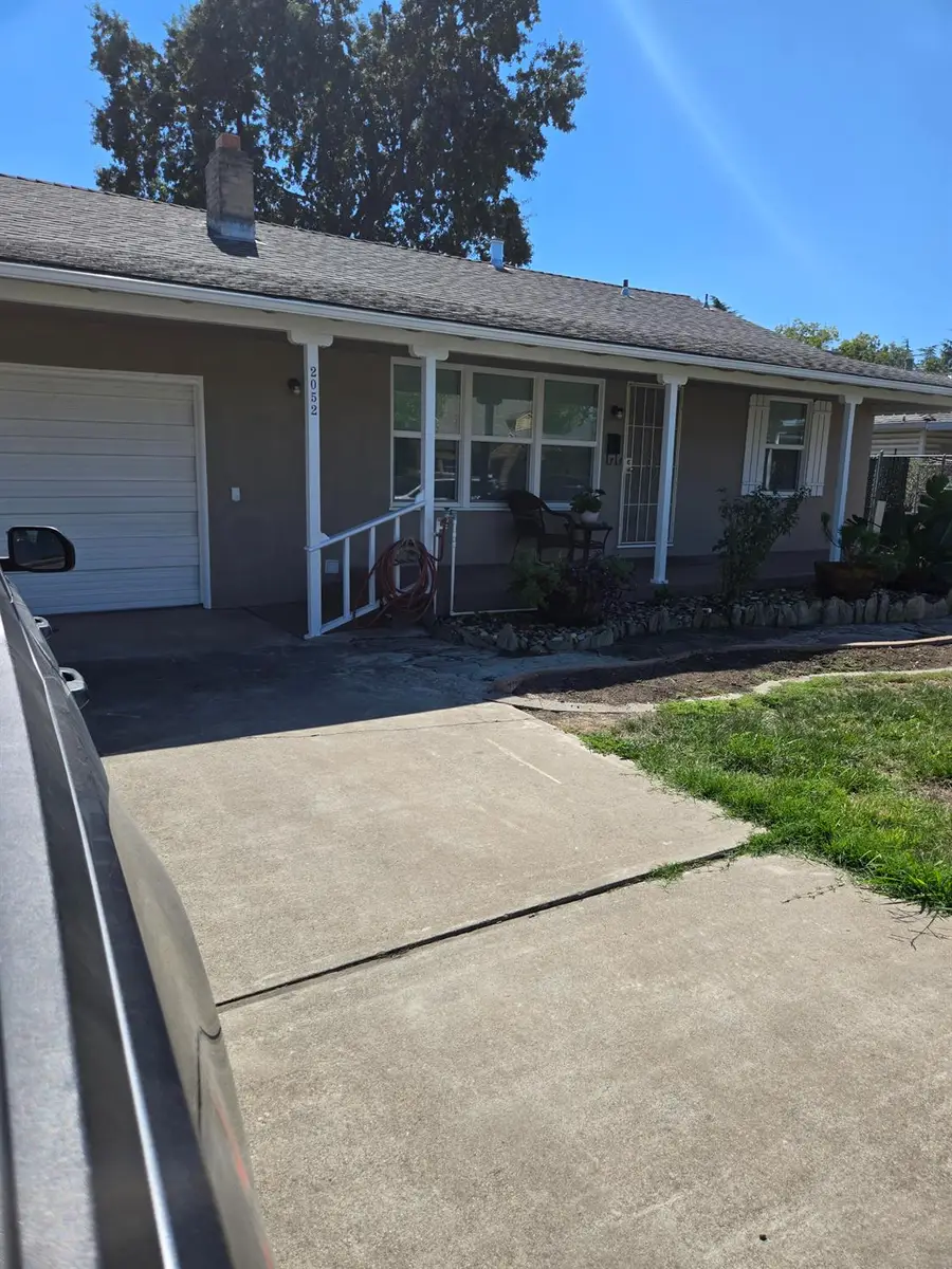 2052 S Tuxedo Avenue, Stockton, CA 95204 - Image #3
