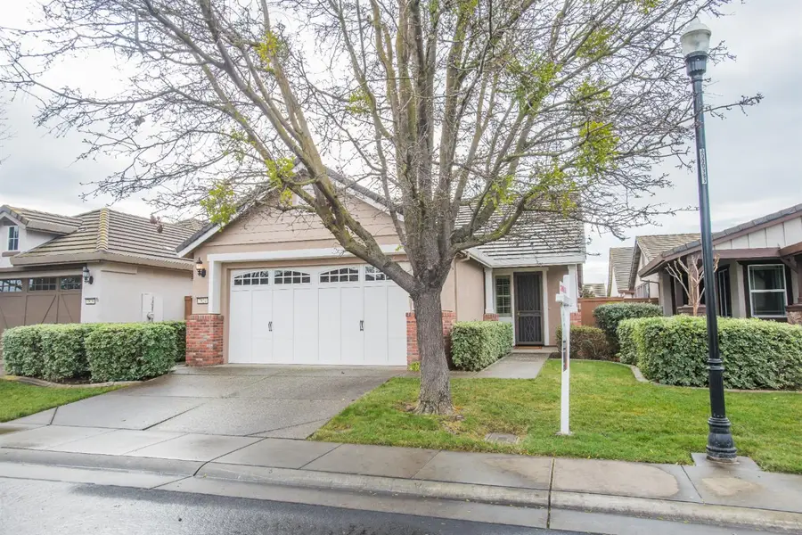 7824 Barnsley Way, Elk Grove, CA 95757 - #2
