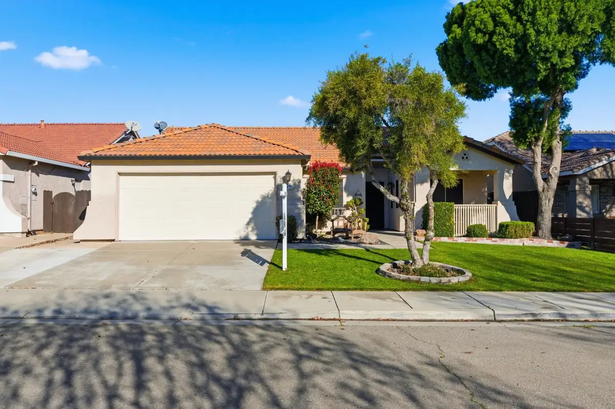 2421 Martin Anthony Court, Tracy, CA 95377 - Image #1