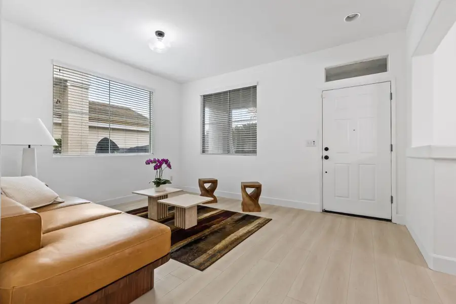 8556 Dewberry Way, Elk Grove, CA 95624 - Image #3