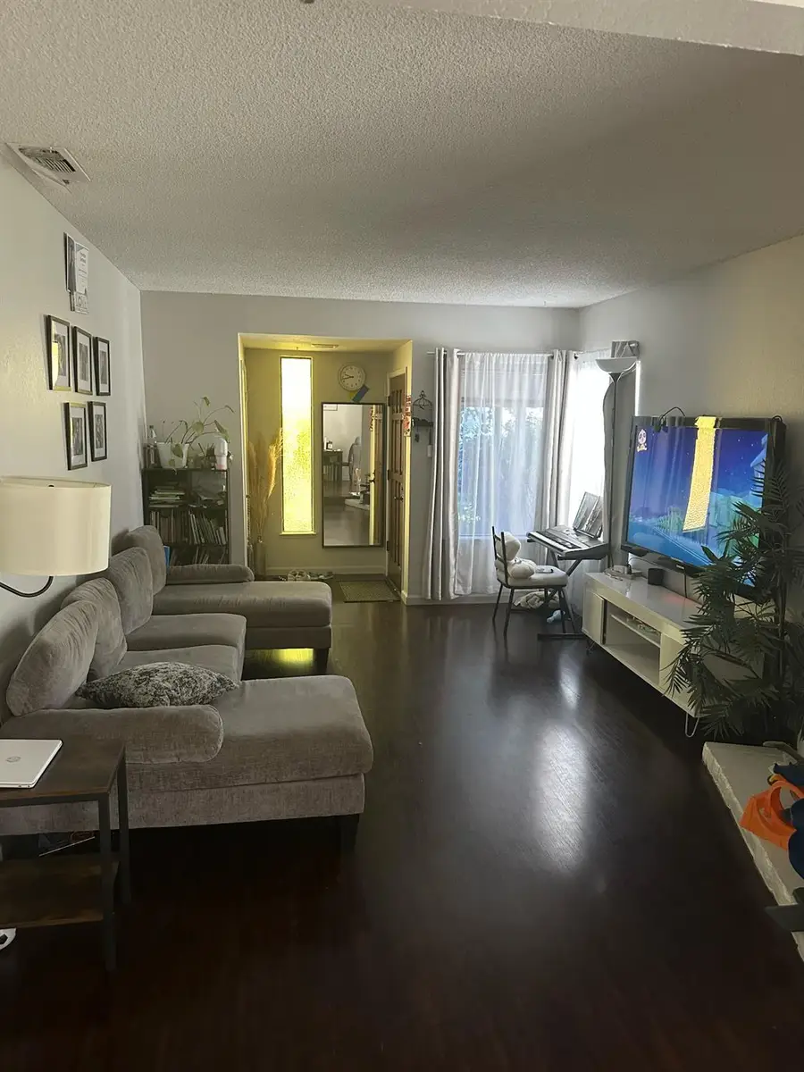 6827 Trovita Way, Citrus Heights, CA 95610 - Image #3