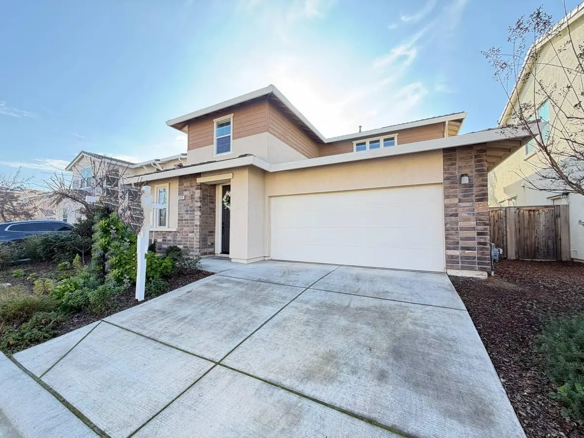 9628 Oak Reserve Ln, Elk Grove, CA 95758 - Image #1