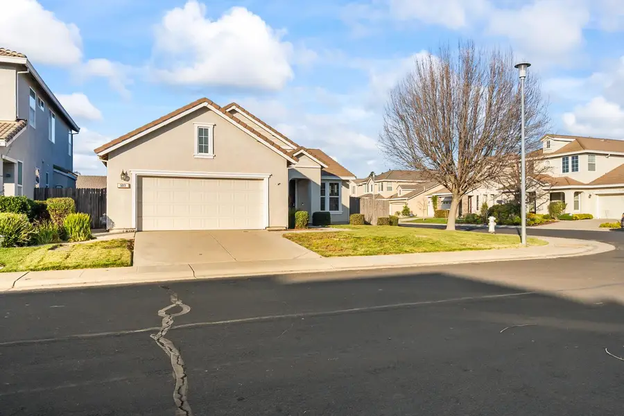 5013 Millner Way, Elk Grove, CA 95757 - Image #2