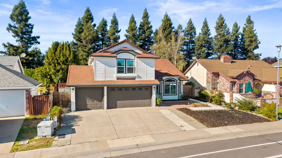 8917 Old Creek Drive, Elk Grove, CA 95758 - Image #3