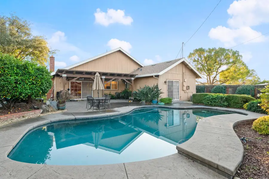 5001 Boyd Drive, Carmichael, CA 95608 - Image #2