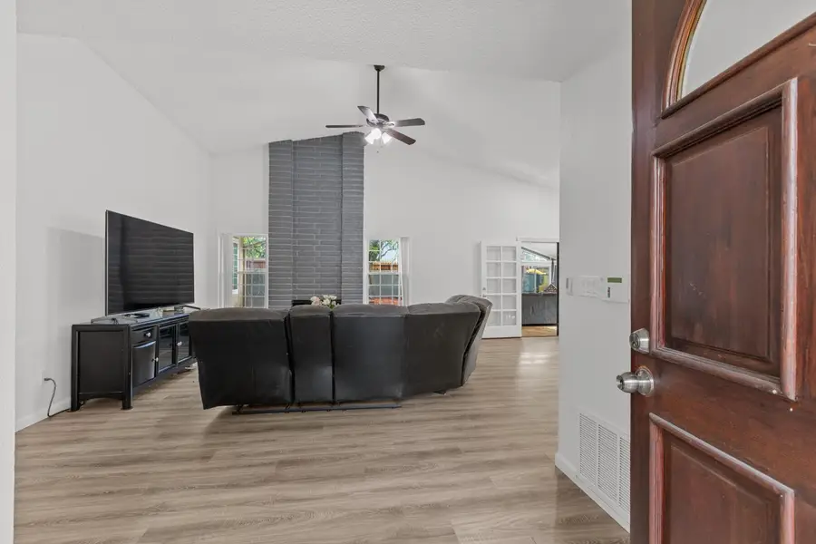 15 Azorean Court, Sacramento, CA 95833 - #3