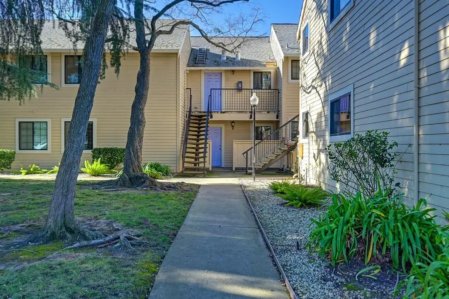 7445 Auburn Oaks Court #H, Citrus Heights, CA 95621 - Image #3