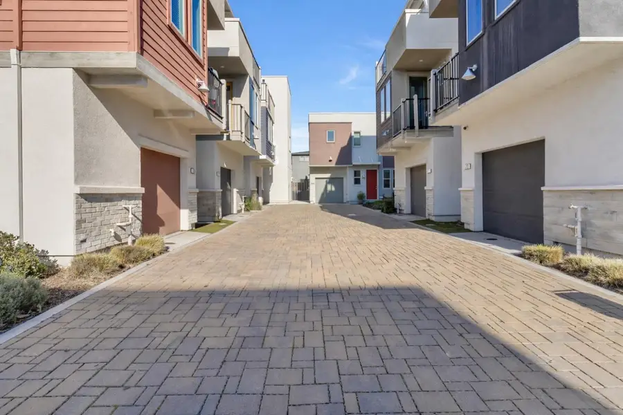 165 Log Pond Lane, Sacramento, CA 95818 - Image #3