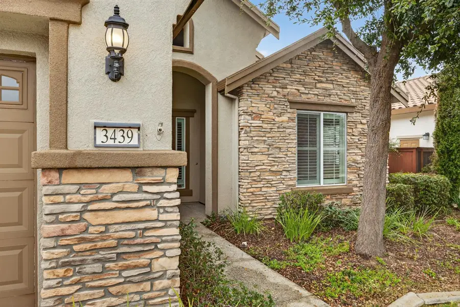 3439 Kennerleigh Parkway, Roseville, CA 95747 - Image #3