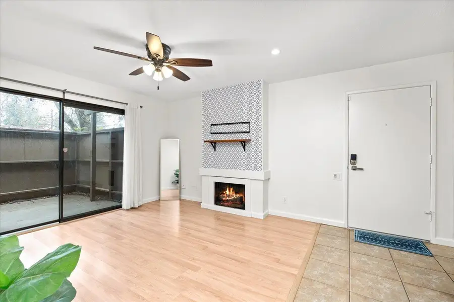 903 Fulton Avenue #407, Sacramento, CA 95825 - #3