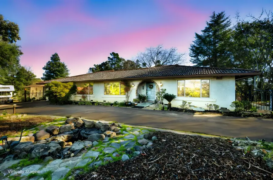 834 Carter Acres Lane, Martinez, CA 94553 - Image #2