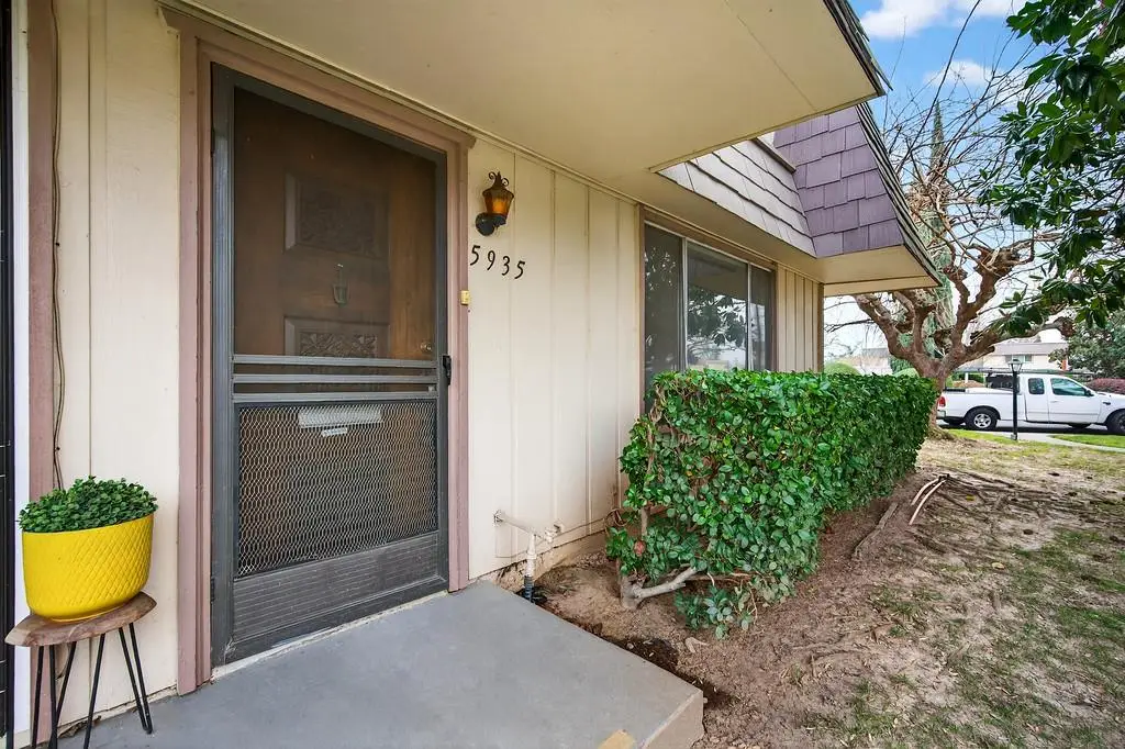 5935 Casa Alegre, Carmichael, CA 95608 - #1