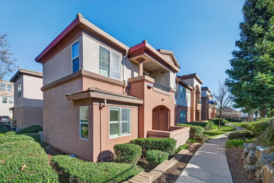 1200 Moon Circle #1214, Folsom, CA 95630 - #2