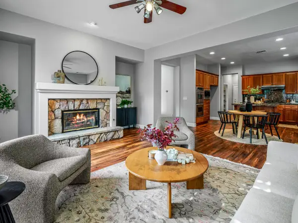 1084 Bevinger Drive, El Dorado Hills, CA 95762