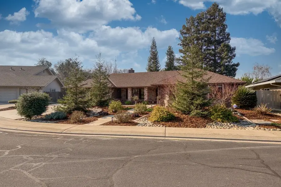 6613 Cypress Wood Circle, Riverbank, CA 95367 - Image #2
