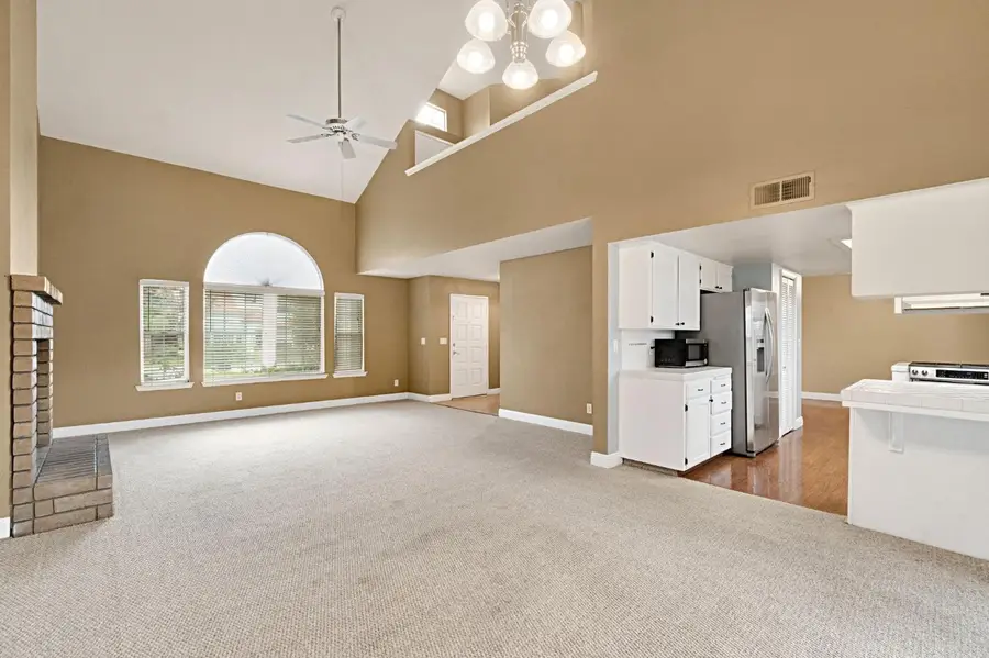 9414 N Rowell Avenue, Fresno, CA 93720 - Image #3