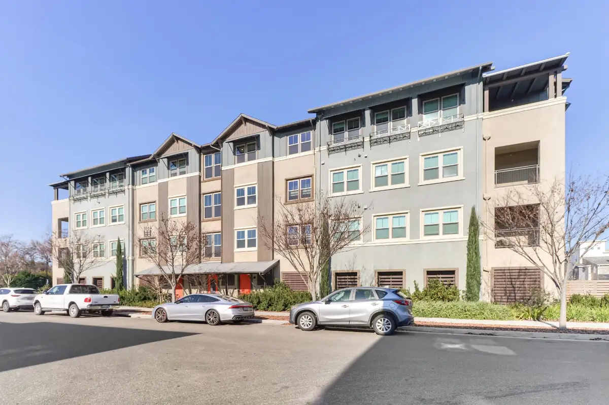 1661 Spring Street #411, Davis, CA 95616 - Image #1