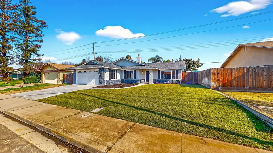 990 Shawnan Drive, Turlock, CA 95380 - Image #2