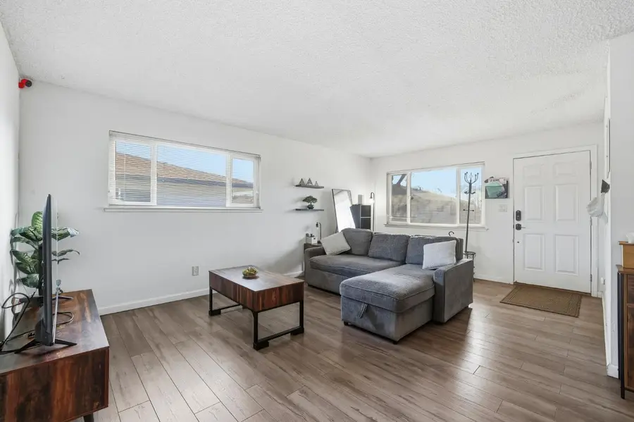 9520 Emerald Park Drive #4, Elk Grove, CA 95624 - Image #3